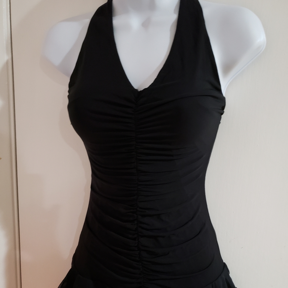 BCBG MAXAZRIA Size XS Black dress